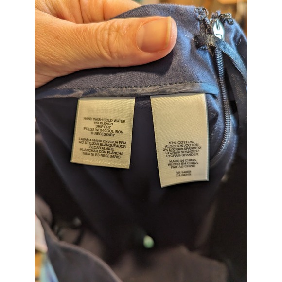 Jones New York Navy Beaded Capri Pants Trousers - Picture 5 of 5